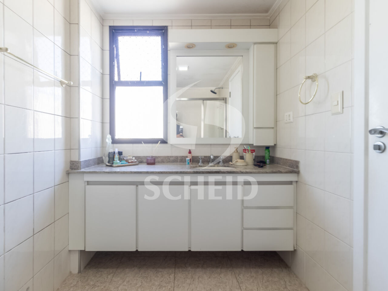 Foto 24