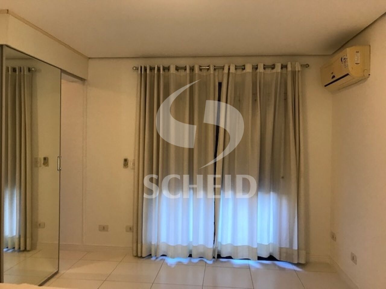 Foto 24