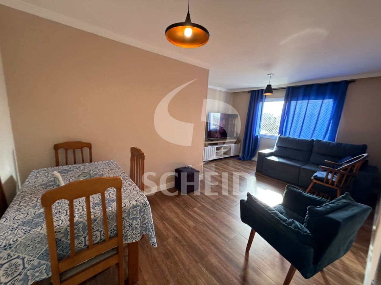 Foto 1