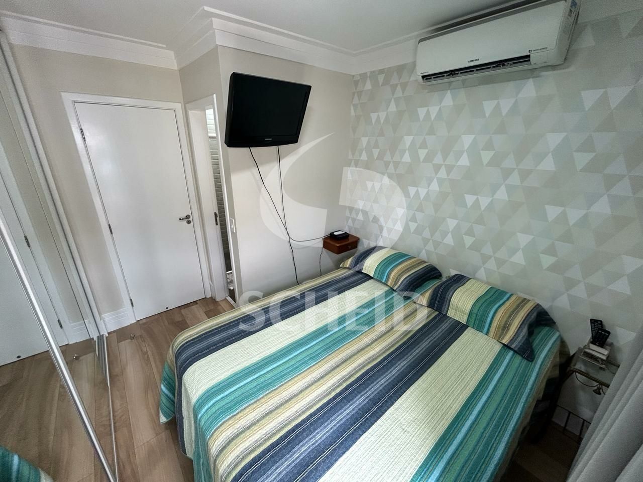 Foto 24