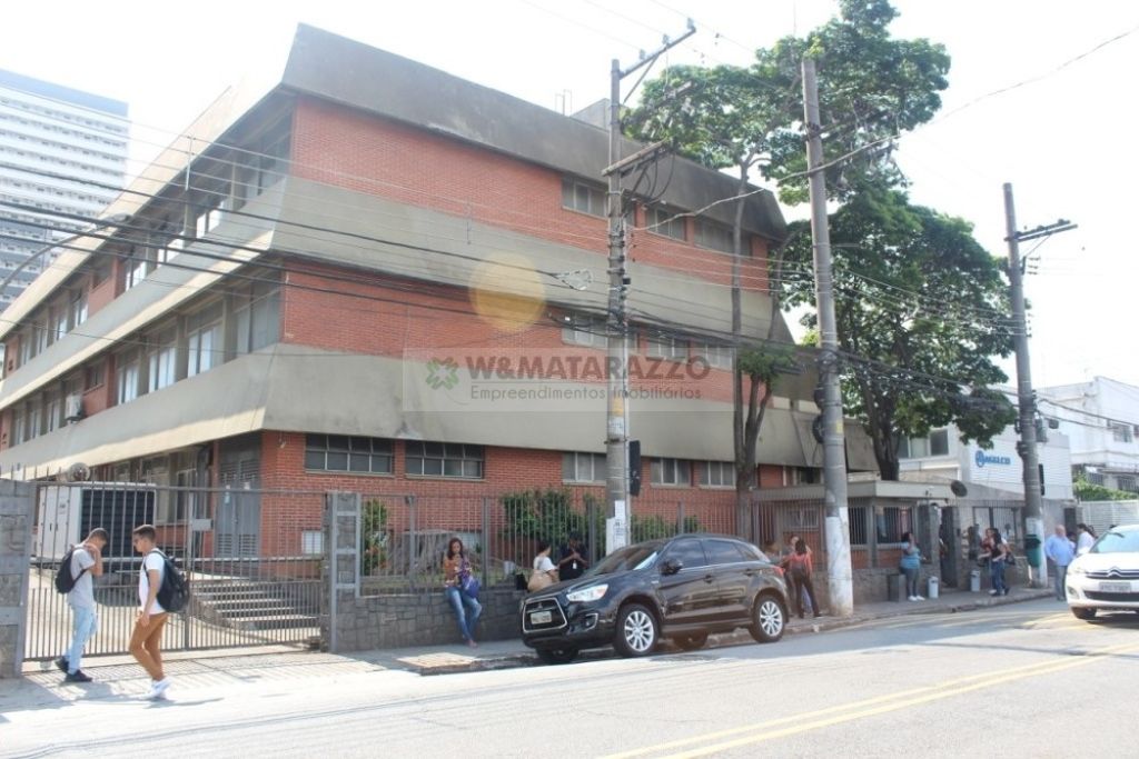 Prédio Inteiro Várzea da Barra Funda 0 dormitorios 11 banheiros 14 vagas na garagem