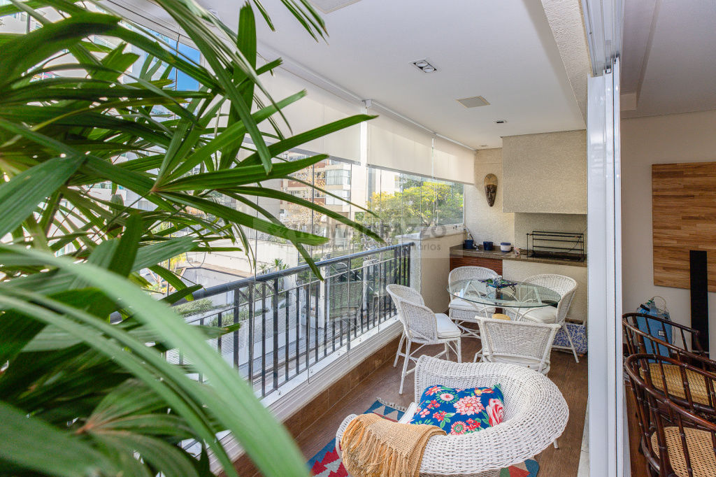 Apartamento Real Parque 2 dormitorios 4 banheiros 3 vagas na garagem