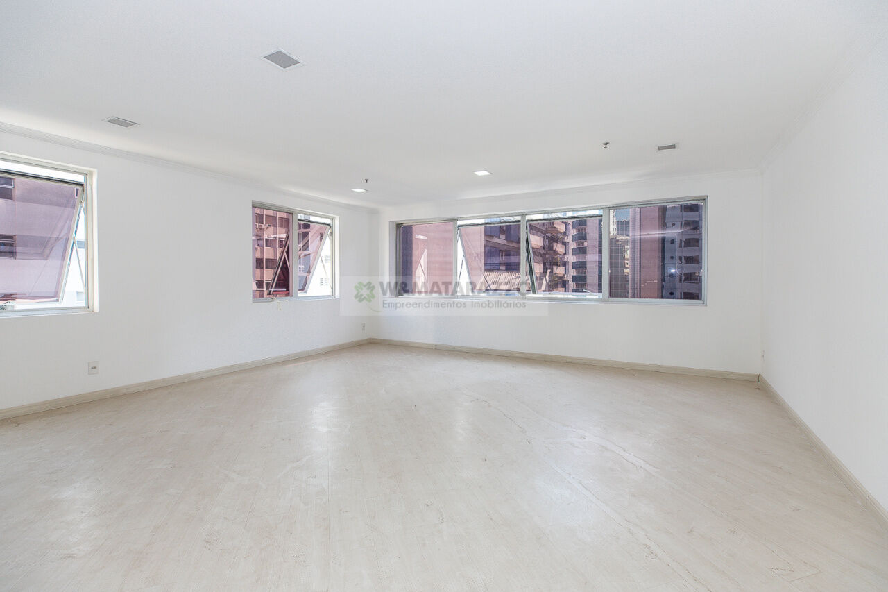 Conjunto Comercial/sala Paraíso 0 dormitorios 2 banheiros 2 vagas na garagem