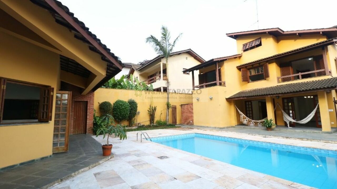 Casa de Condomínio Granja Viana 4 dormitorios 4 banheiros 4 vagas na garagem
