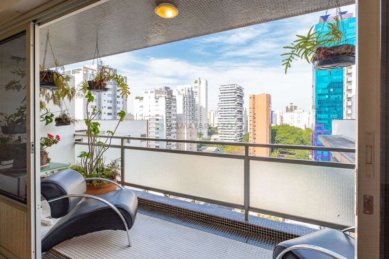 Apartamento Indianópolis 3 dormitorios 4 banheiros 2 vagas na garagem