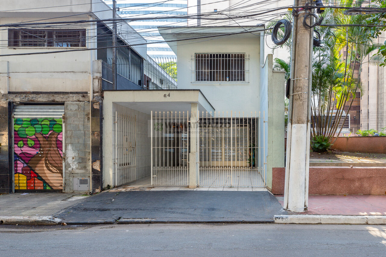 Casa comercial Cidade Monções 3 dormitorios 3 banheiros 2 vagas na garagem