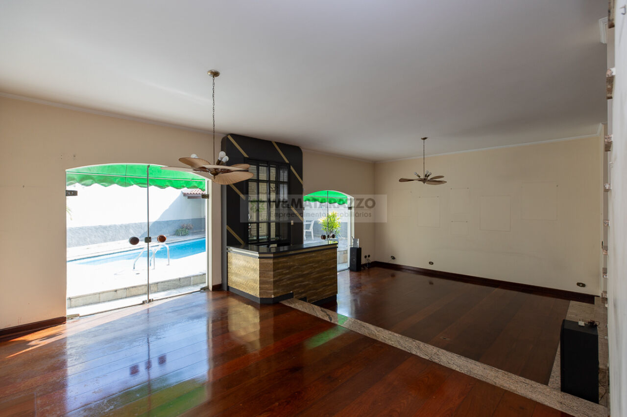 Casa Jardim Colombo 4 dormitorios 3 banheiros 4 vagas na garagem