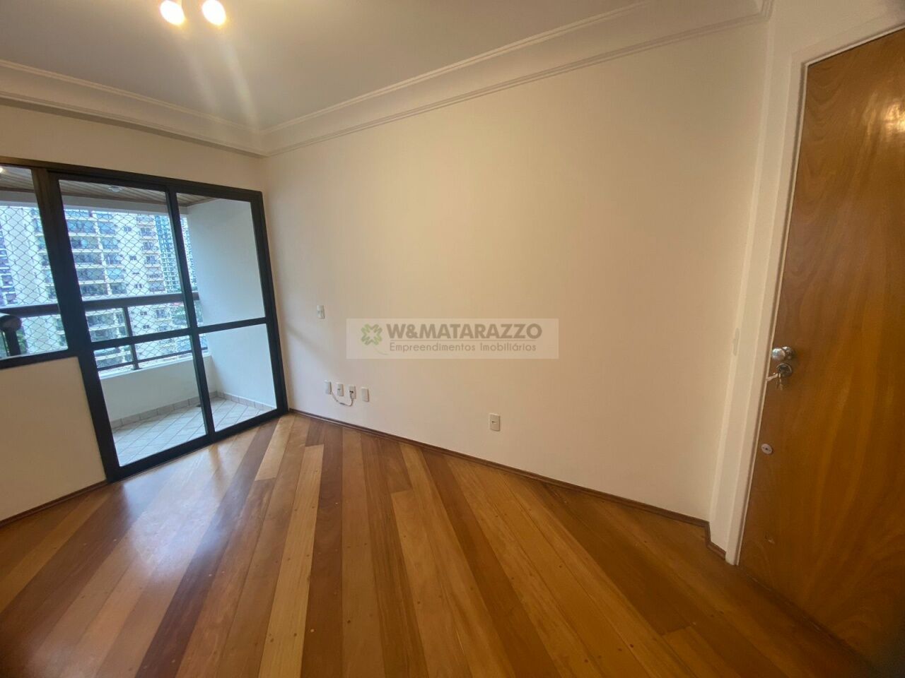 Apartamento Cidade Monções 2 dormitorios 2 banheiros 2 vagas na garagem