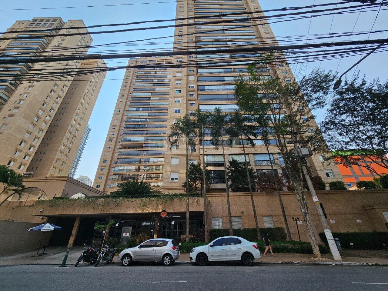 Apartamento Brooklin Paulista 3 dormitorios 5 banheiros 3 vagas na garagem