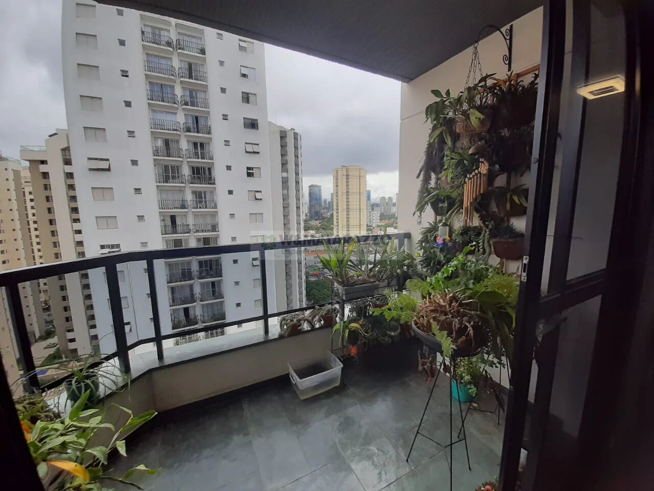 Apartamento Brooklin Paulista 3 dormitorios 3 banheiros 2 vagas na garagem