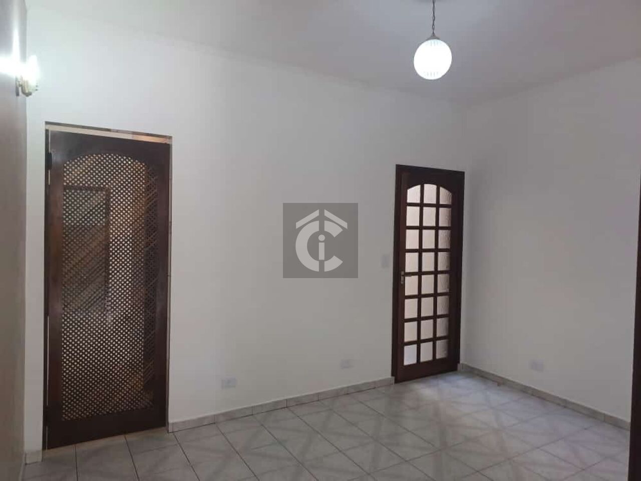 Casa Térrea para Venda - ÁGUA RASA