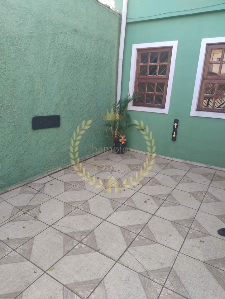 Sobrado em Vila Leonor