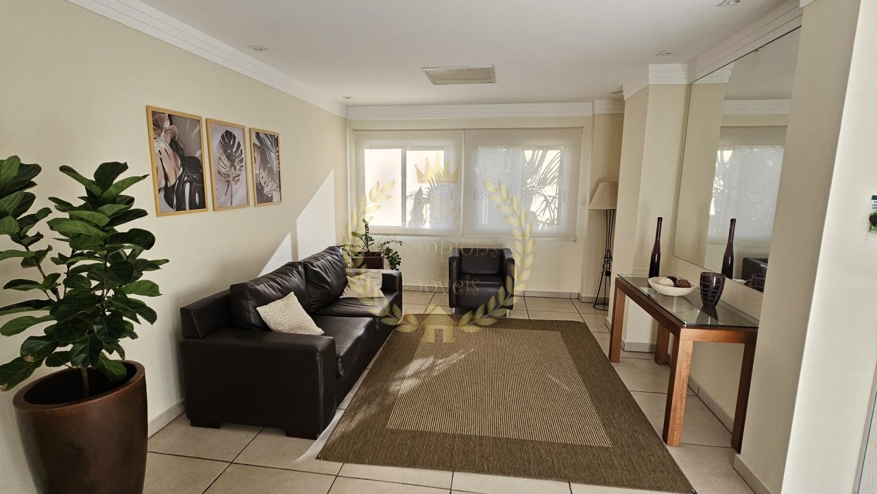 Apartamento em Vila Leonor