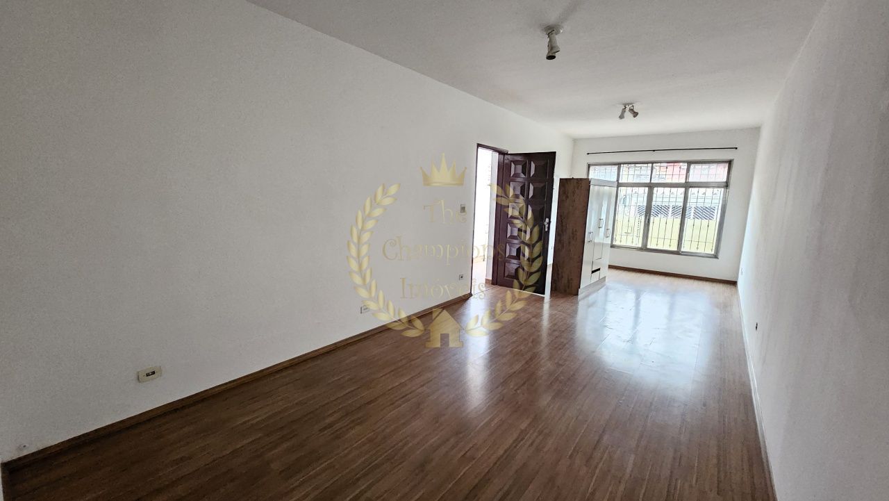 Sobrado em Vila Leonor
