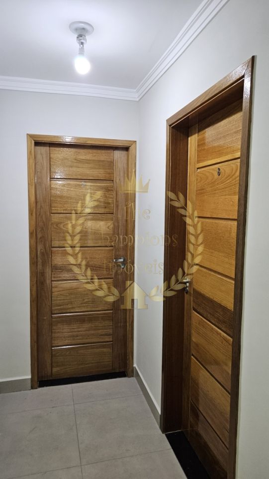 Casa de Condomínio em Vila Gustavo