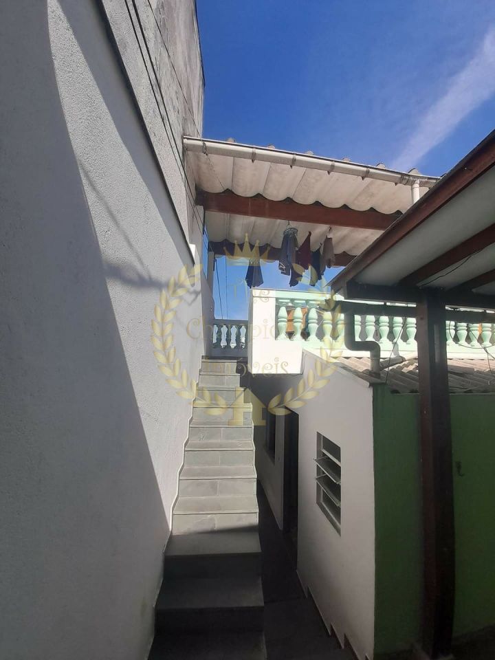 Casa Assobradada em Jardim Japão