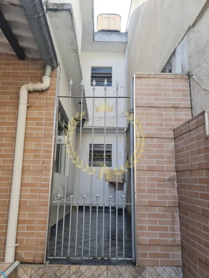 Sobrado em Jardim Japão