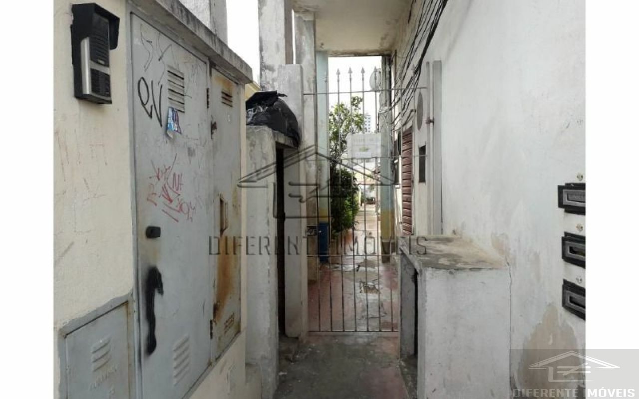 Casa Térrea para Venda - Vila Santa Isabel