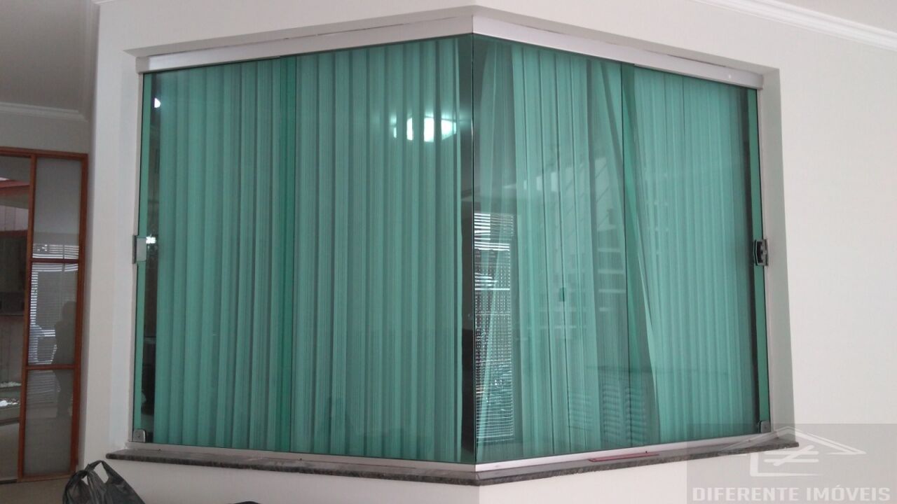 Casa Assobradada para Locação - Vila Gomes Cardim