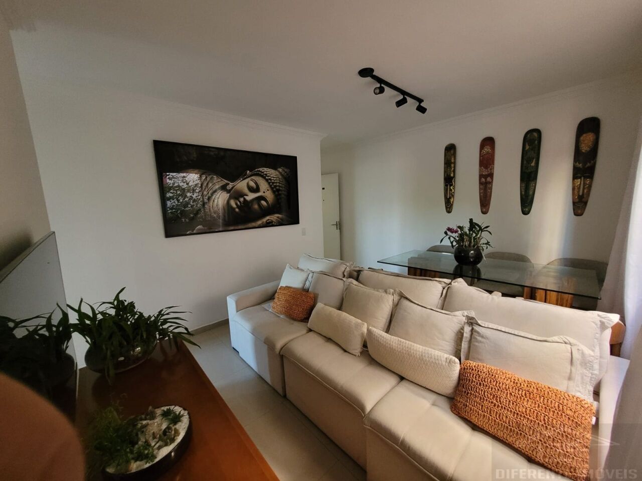 Apartamento para Venda - Vila Carmosina