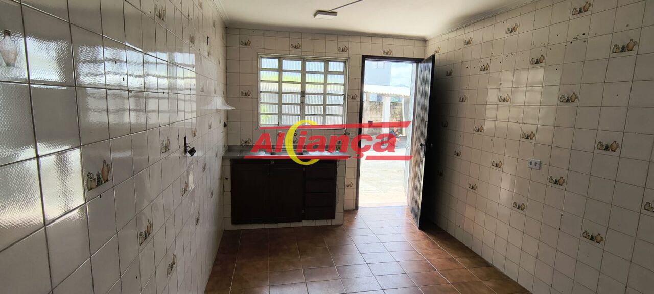 Foto 1 de Casa, para Locação, em Picanço, Guarulhos - Ref AI15963