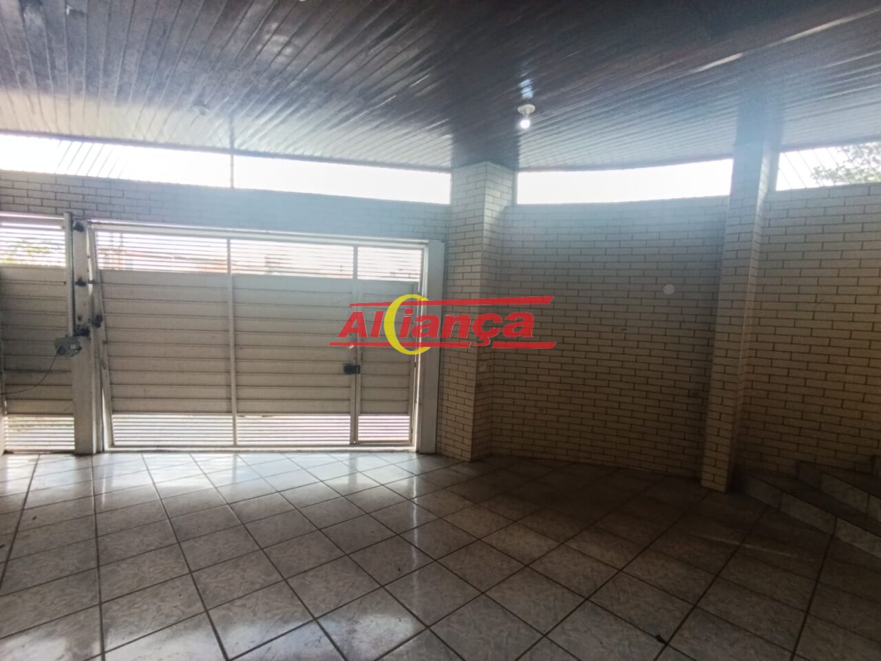 Foto 1 de Casa, para Locação, em Parque Continental II, Guarulhos - Ref AI24983