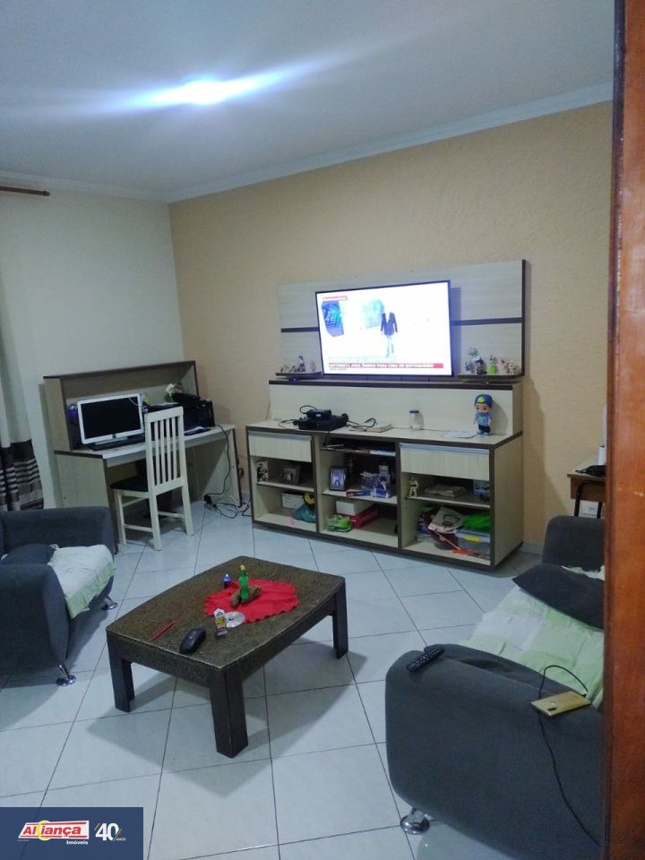 Foto 1 de Casa, para Venda, em Jardim Santa Bárbara, Guarulhos - Ref AI31149