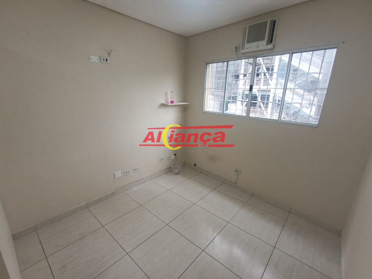 Foto 1 de Comercial, para Locação, em Jardim Flor da Montanha, Guarulhos - Ref AI32096