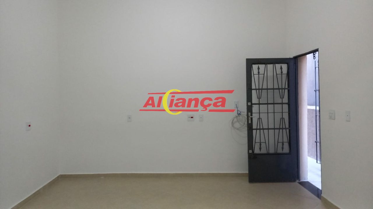Foto 1 de Comercial, para Locação, em Jardim Rosa de Franca, Guarulhos - Ref AI32150