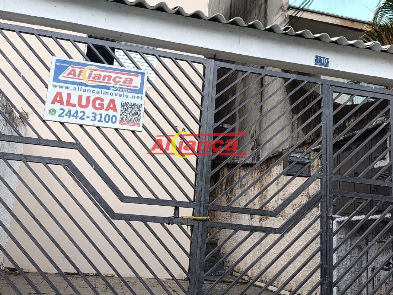 Foto 1 de Casa, para Locação, em Jardim Rosa de Franca, Guarulhos - Ref AI34536