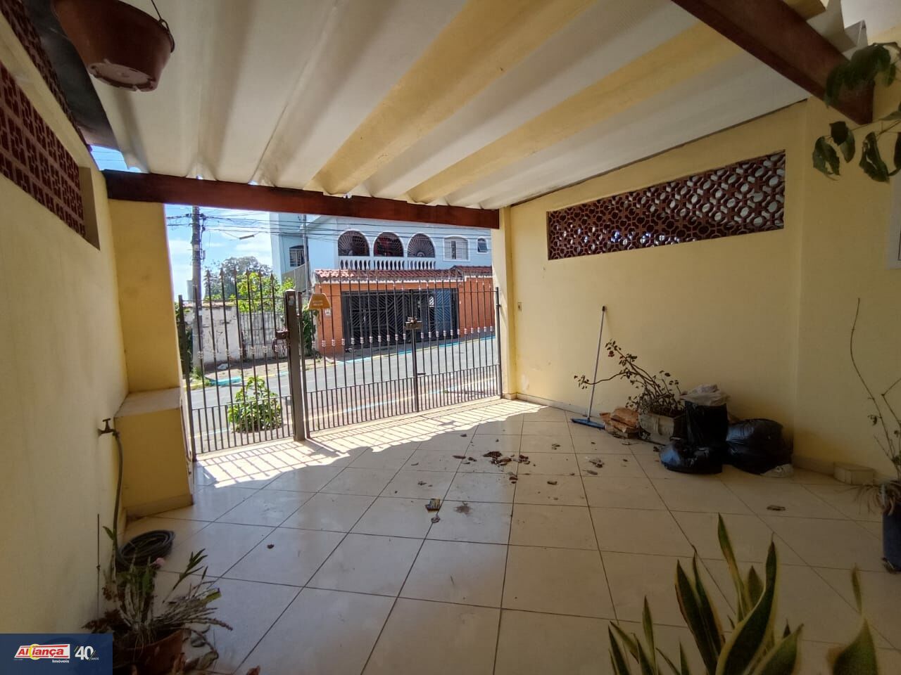Foto 1 de Casa, para Venda, em Jardim Santa Bárbara, Guarulhos - Ref AI34887