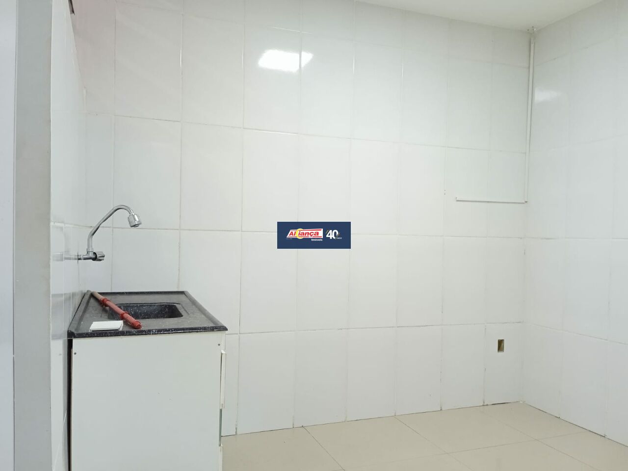 Foto 1 de Comercial, para Locação, em Jardim Presidente Dutra, Guarulhos - Ref AI38188