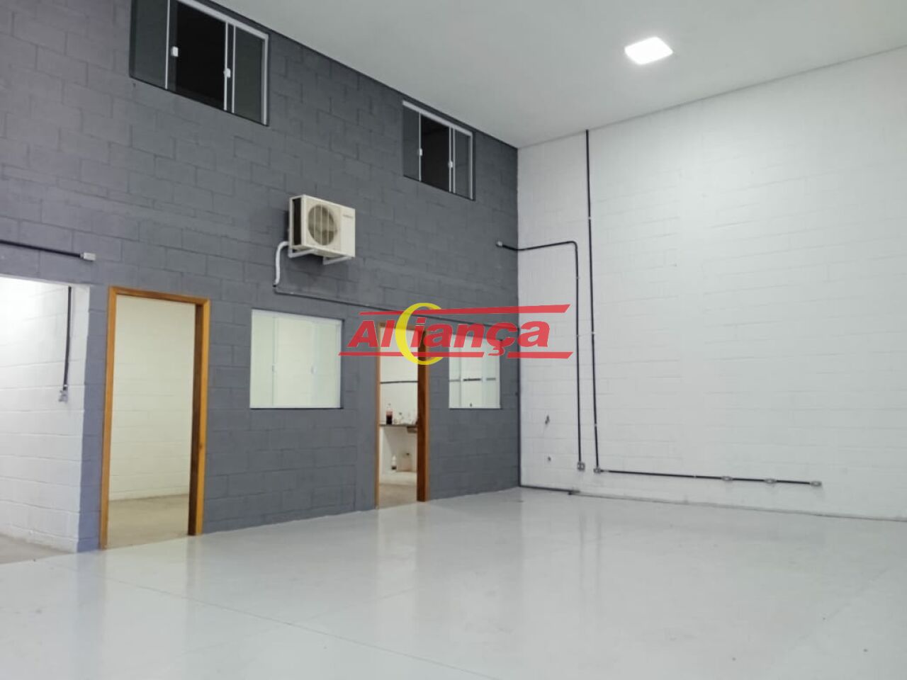 Foto 1 de Comercial, para Locação, em Jardim Bom Clima, Guarulhos - Ref AI38568