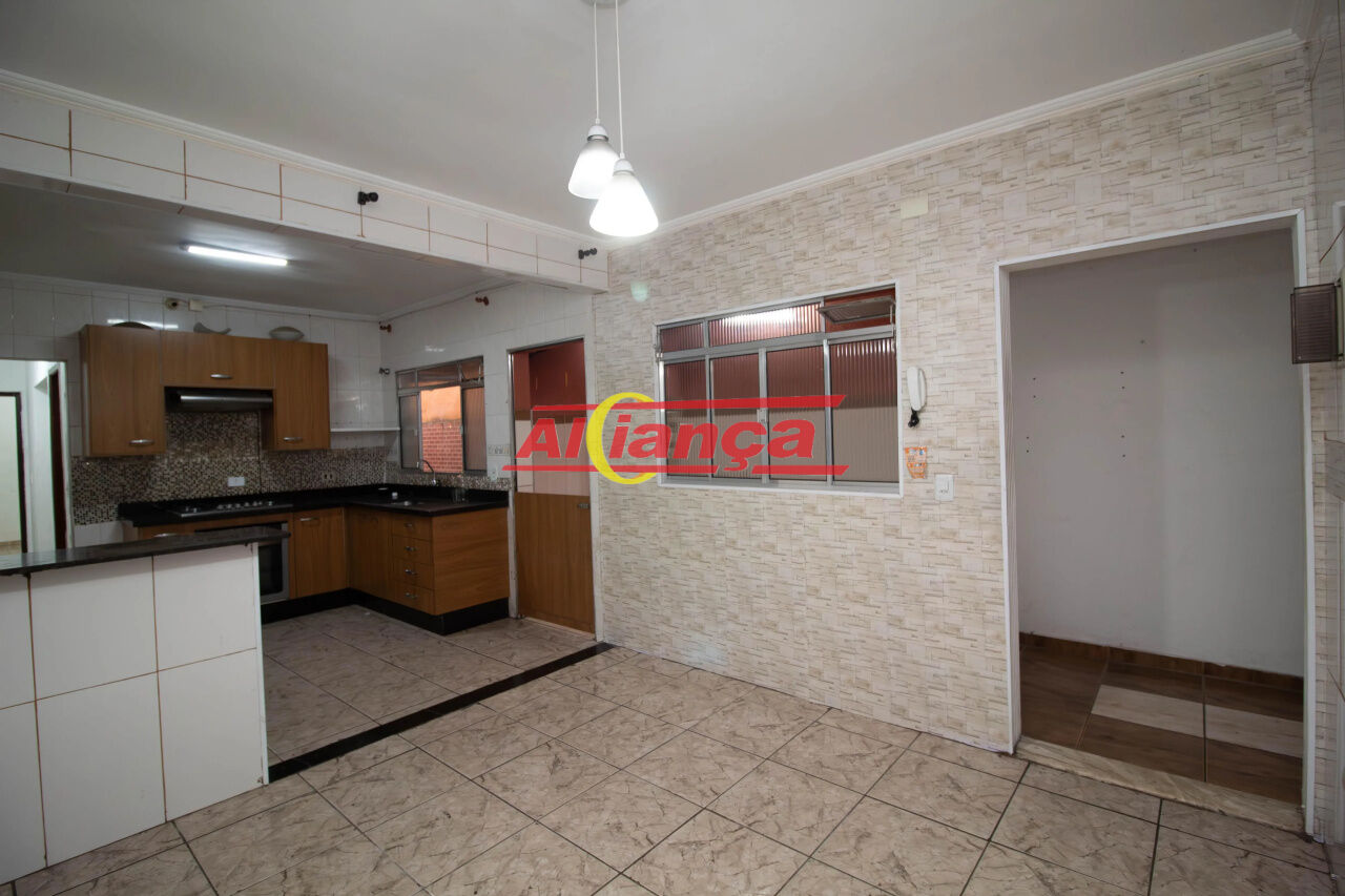 Foto 1 de Casa, para Locação, em Jardim Bela Vista, Guarulhos - Ref AI38903