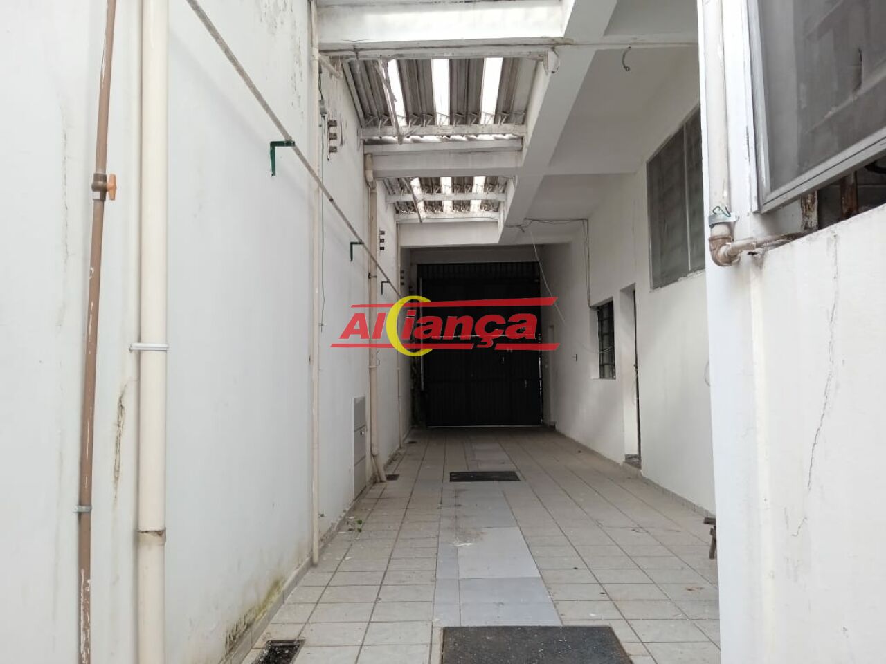 Foto 1 de Comercial, para Locação, em Jardim Tranqüilidade, Guarulhos - Ref AI39131
