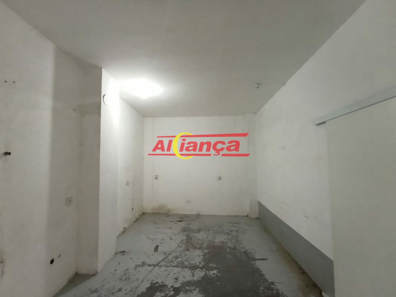 Foto 1 de Comercial, para Locação, em Picanço, Guarulhos - Ref AI40506