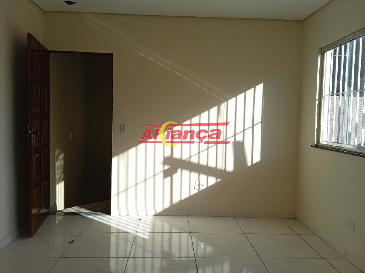 Foto 1 de Casa, para Locação, em Vila Rio de Janeiro, Guarulhos - Ref AI41054