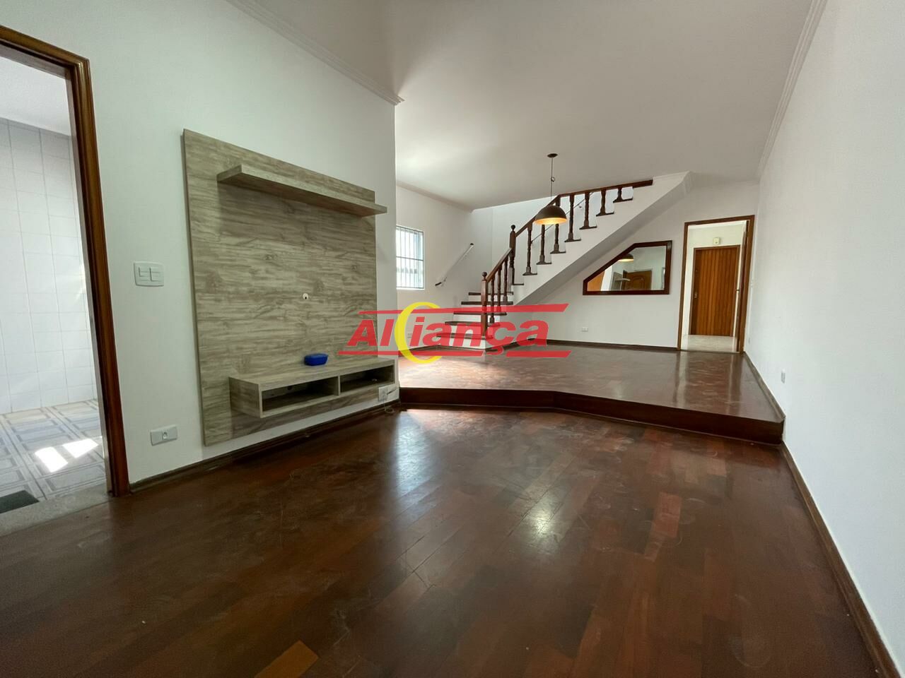 Foto 1 de Casa, para Venda, em Vila Augusta, Guarulhos - Ref AI41700