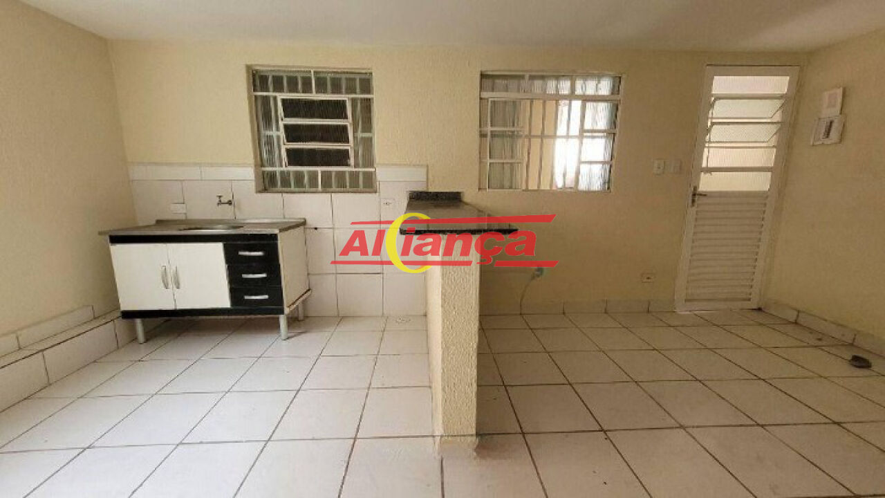 Foto 1 de Casa, para Locação, em Jardim Moreira, Guarulhos - Ref AI42794