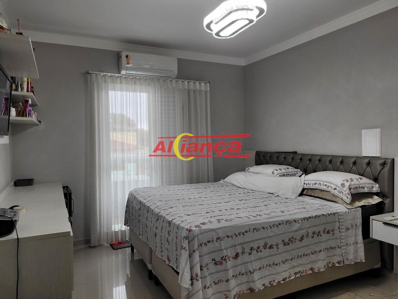Foto 1 de Casa, para Venda, em Vila Galvão, Guarulhos - Ref AI44494