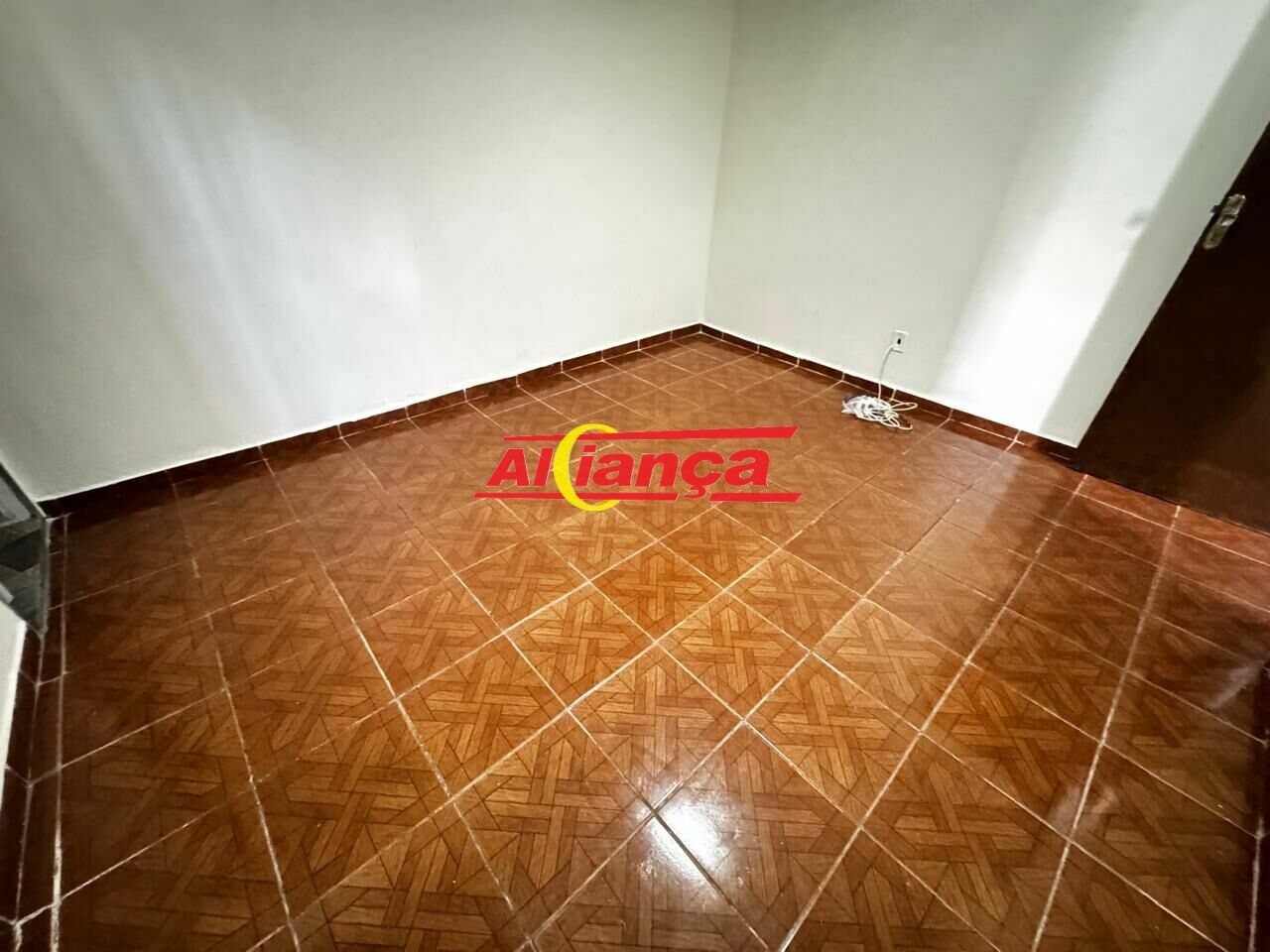 Foto 1 de Casa, para Venda, em Jardim Kawamoto, Guarulhos - Ref AI44653