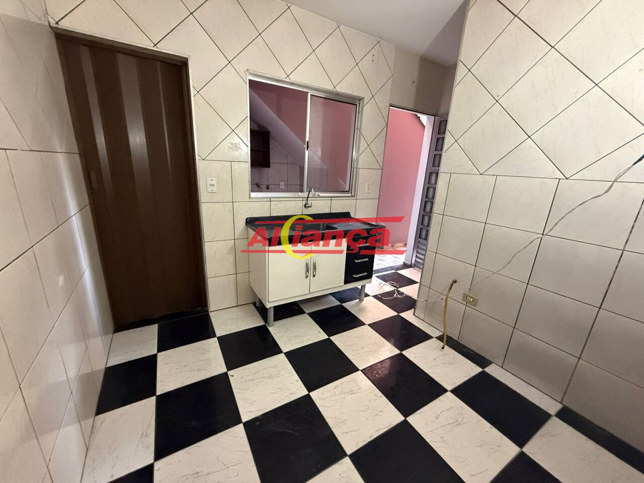 Foto 1 de Casa, para Locação, em Parque Continental II, Guarulhos - Ref AI45593