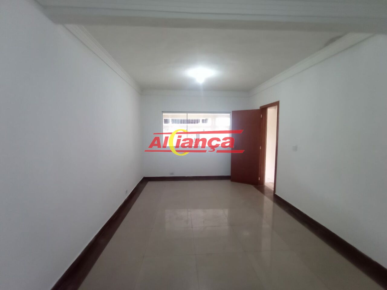 Foto 1 de Casa, para Locação, em Lavras, Guarulhos - Ref AI46164