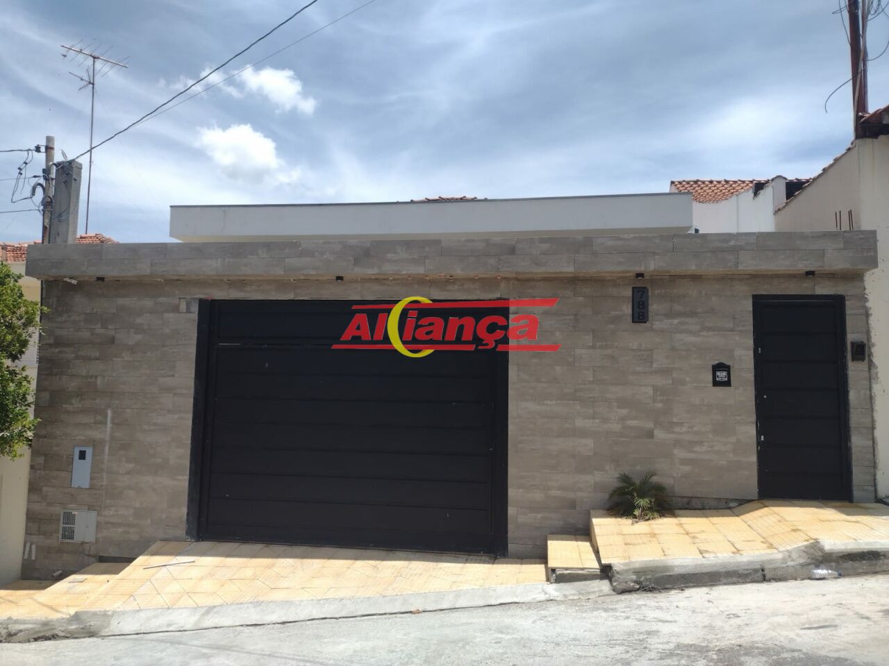 Foto 1 de Casa, para Venda, em Vila Galvão, Guarulhos - Ref AI46173