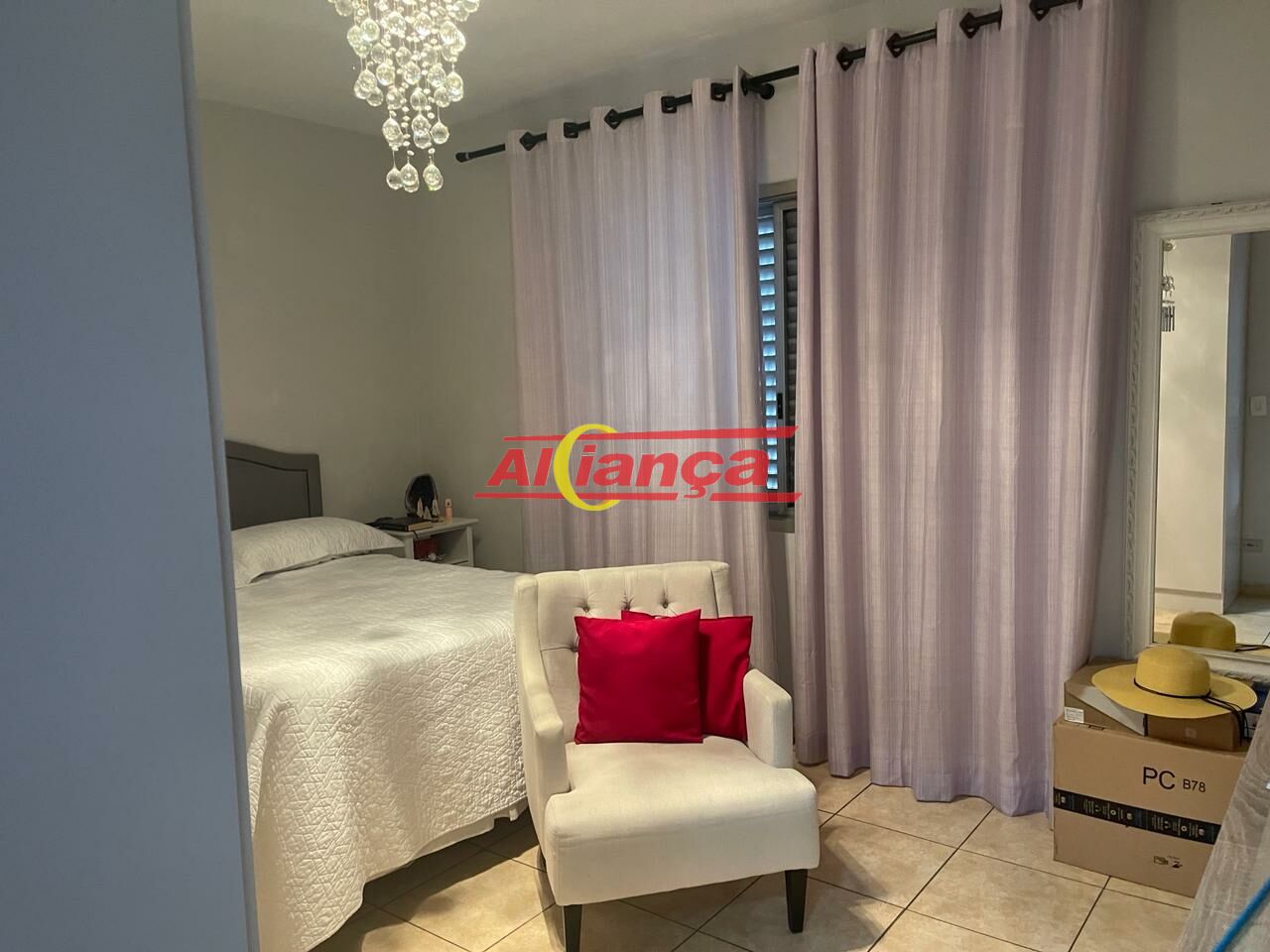 Foto 1 de Casa, para Venda, em Jardim Vila Galvão, Guarulhos - Ref AI48097