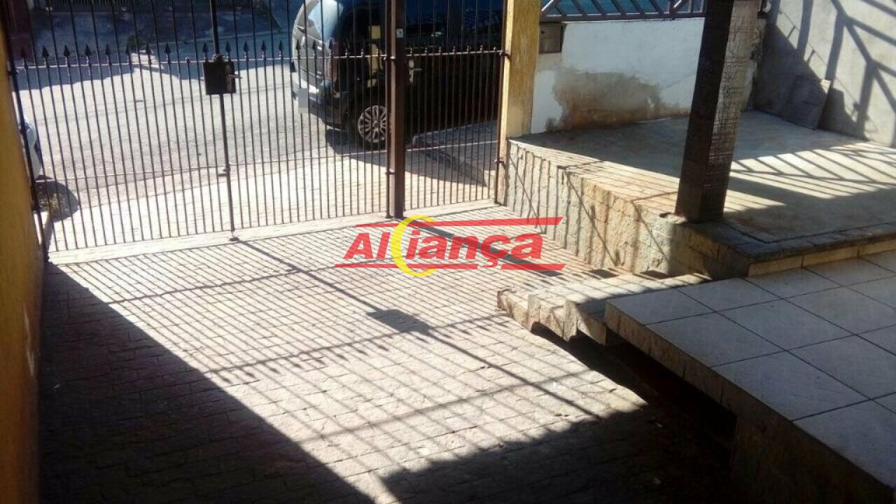 Foto 1 de Casa, para Venda, em Picanço, Guarulhos - Ref AI48422