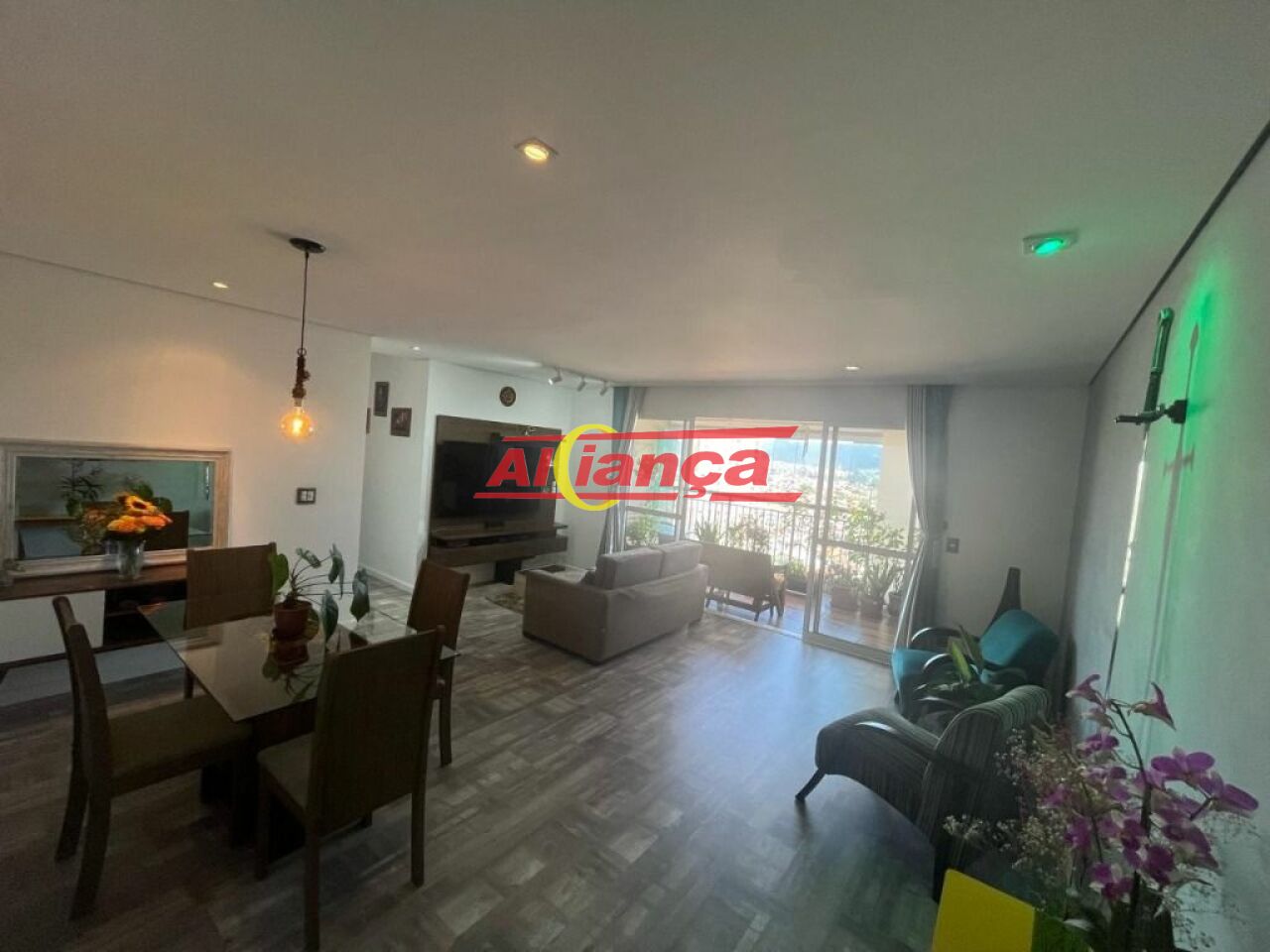 Foto 1 de Apartamento, para Venda, em Jardim Flor da Montanha, Guarulhos - Ref AI48553