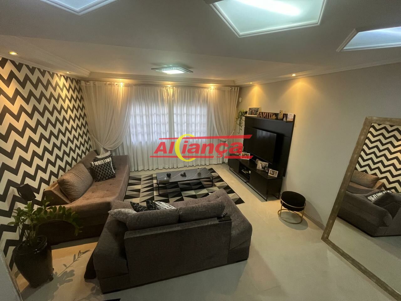 Foto 1 de Casa, para Venda, em Jardim Bom Clima, Guarulhos - Ref AI50572