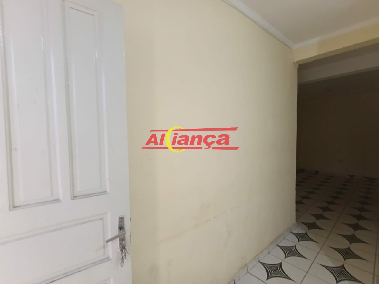 Foto 1 de Casa, para Locação, em Jardim Presidente Dutra, Guarulhos - Ref AI50992