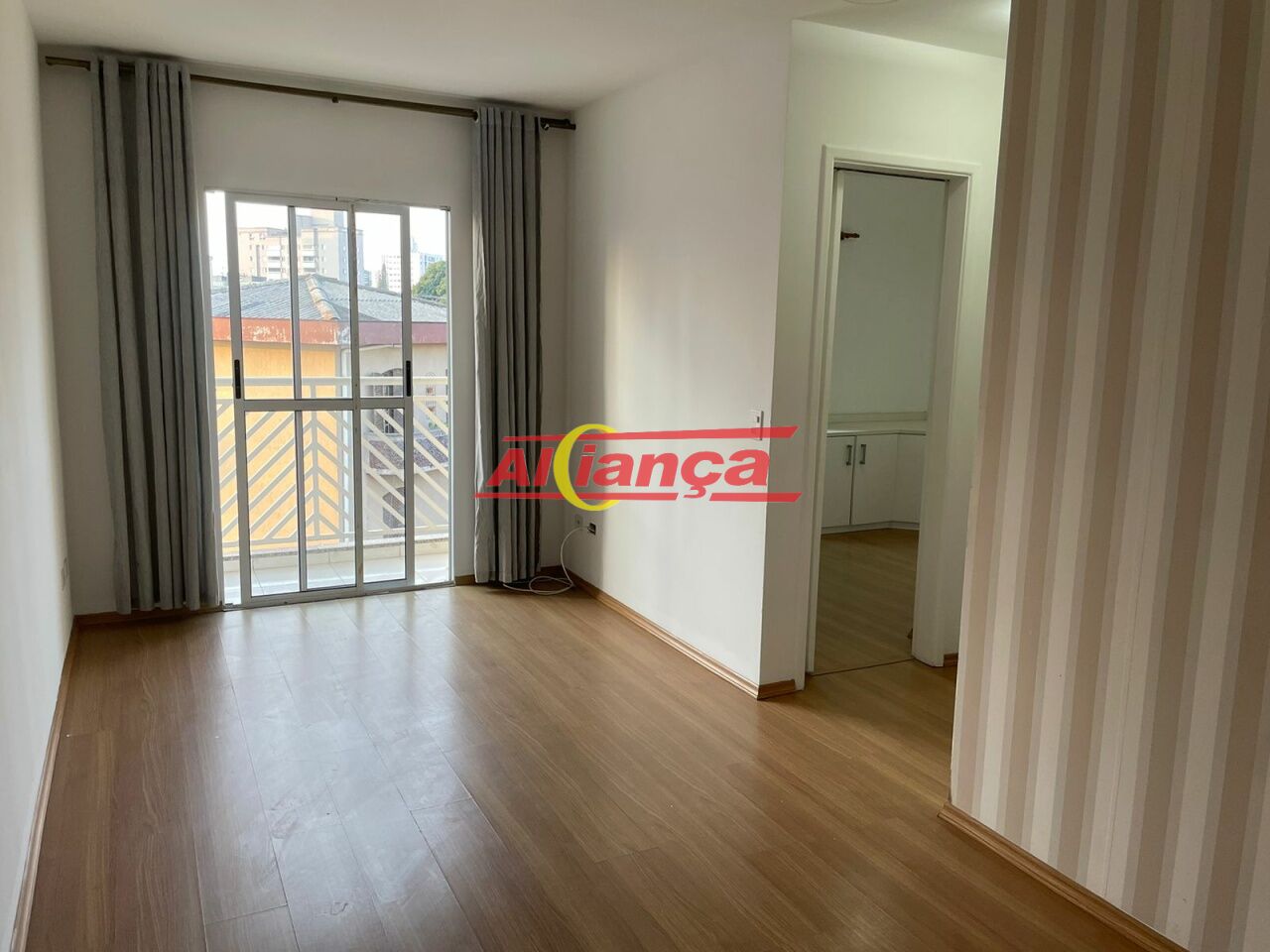 Foto 1 de Apartamento, para Locação, em Vila Galvão, Guarulhos - Ref AI53821